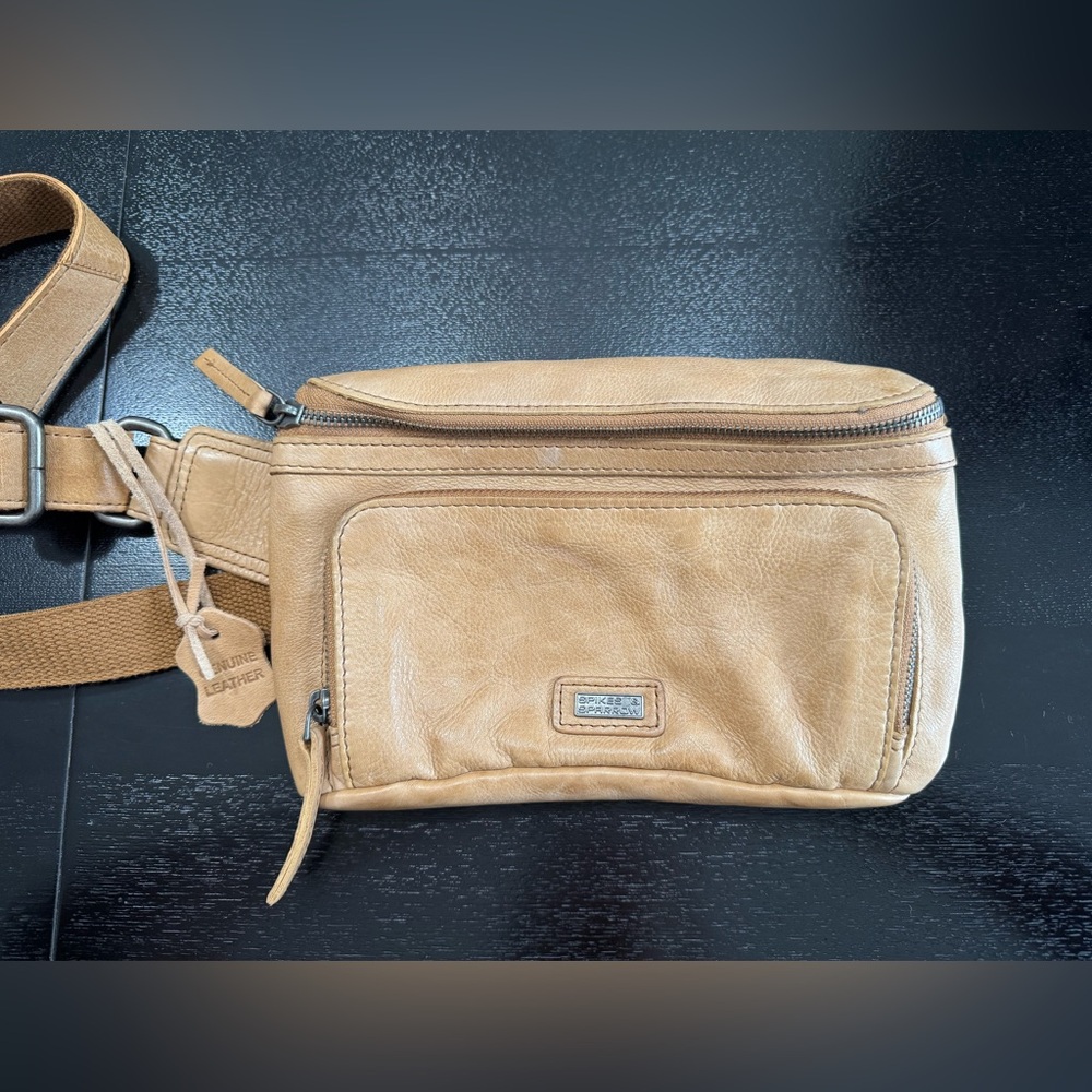Spikes & Sparrow Leather Waist Bag - Oregon